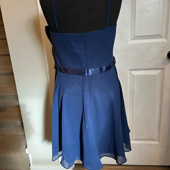 Short Formal Gown - Picture 2 of 2